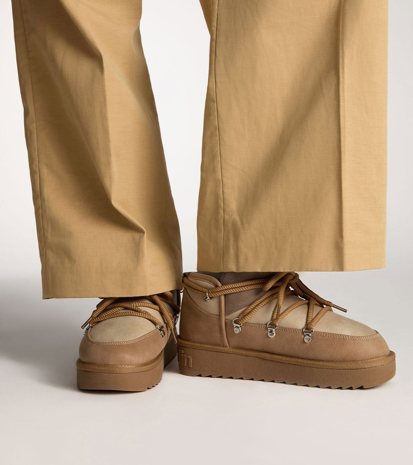 Жіночі уггі D.Franklin NORDIC TRK LOW