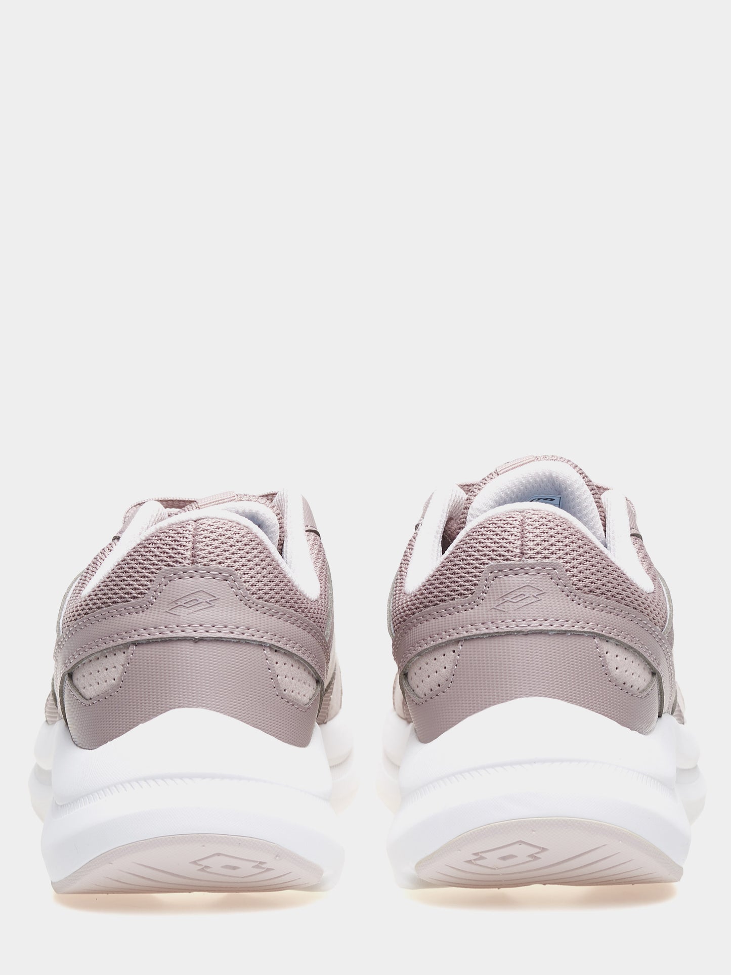 Жіночі кросівки Lotto RUN 81 AMF W