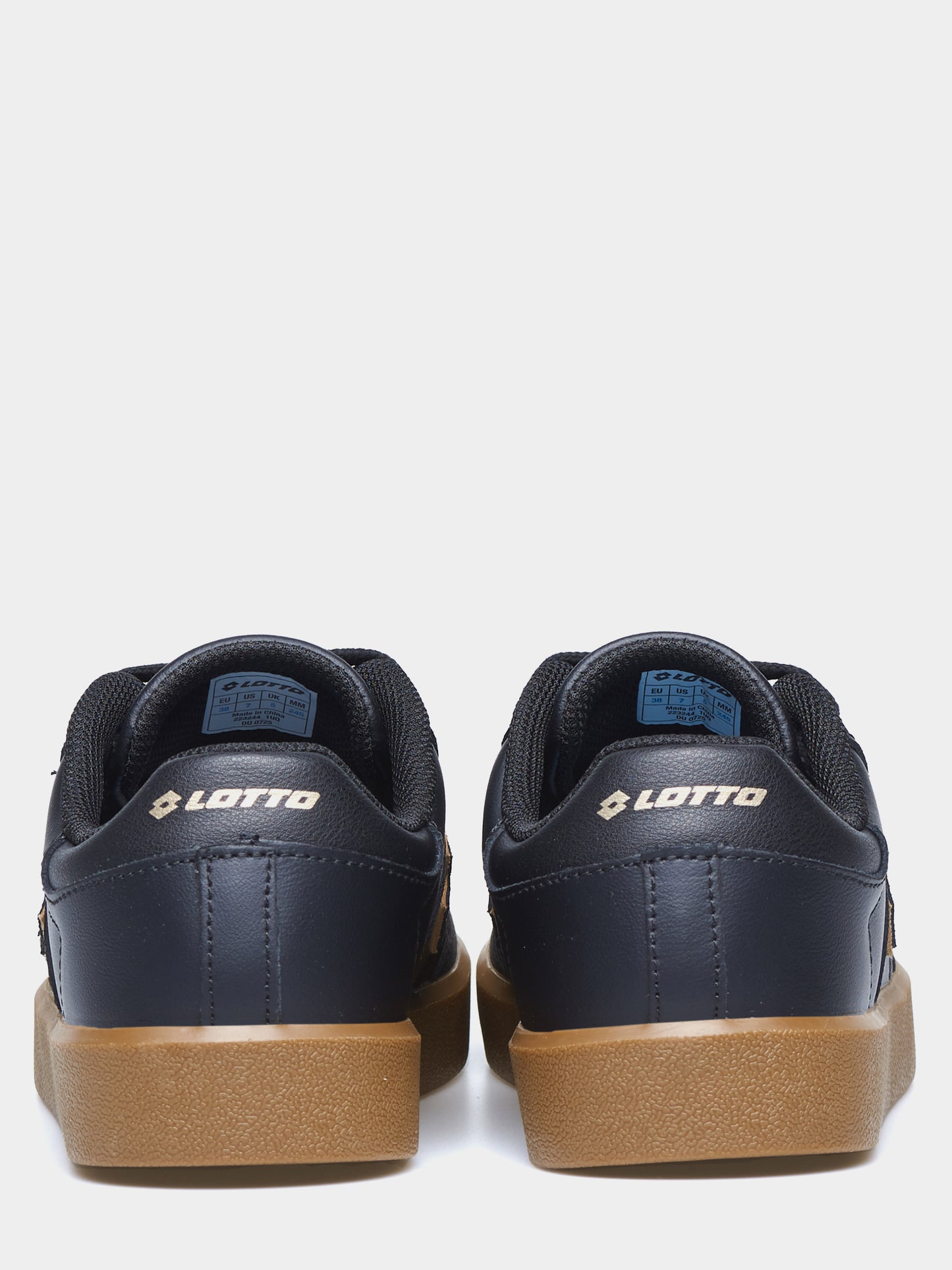 Жіночі кросівки Lotto EQUIPO AMF II LTH W