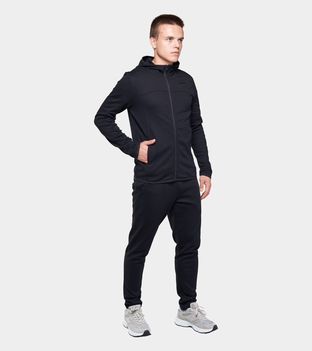 Чоловічий спортивний костюм Lotto SUIT TRAINER