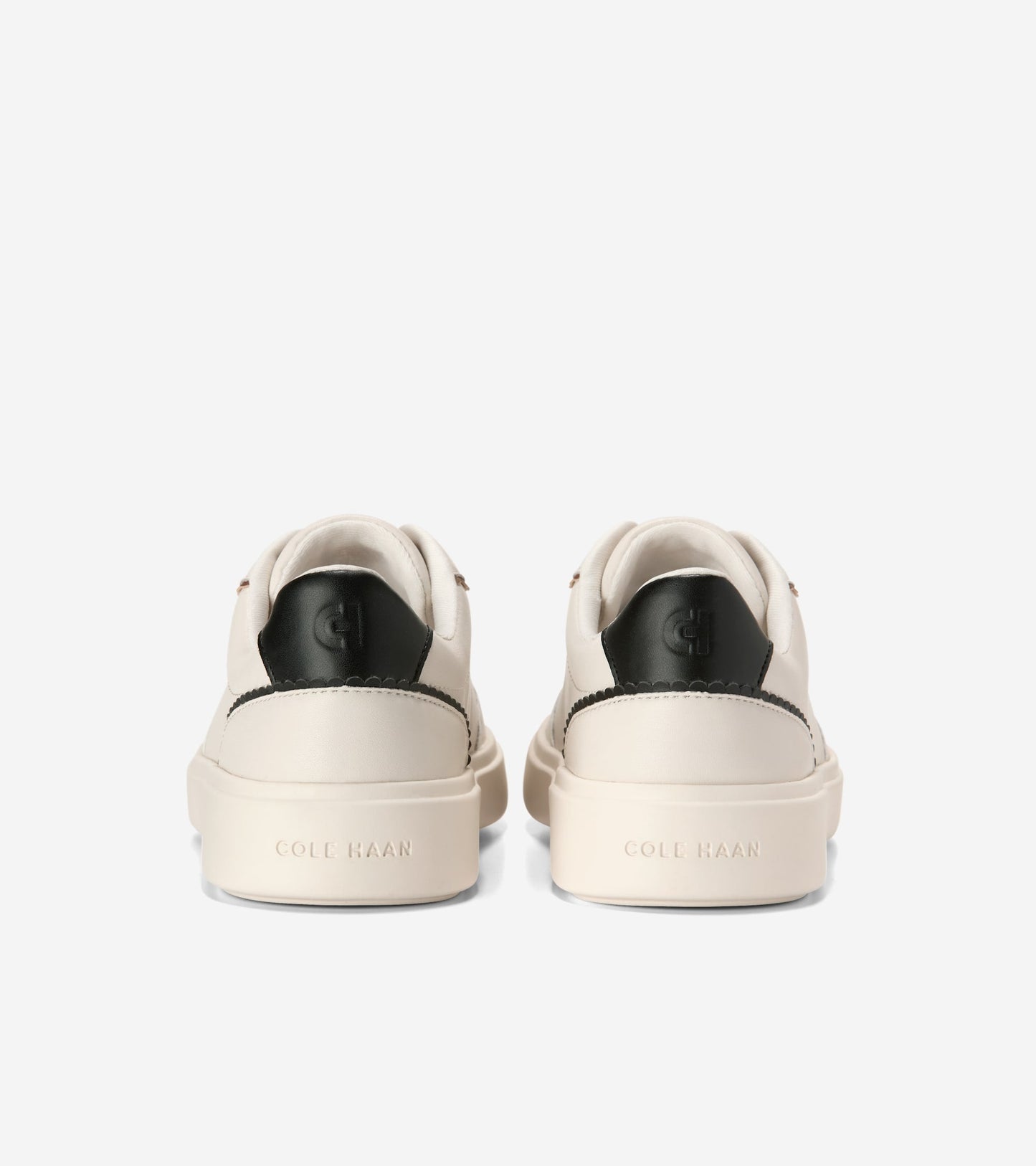 W33613:IVORY LTR/BLACK LTR