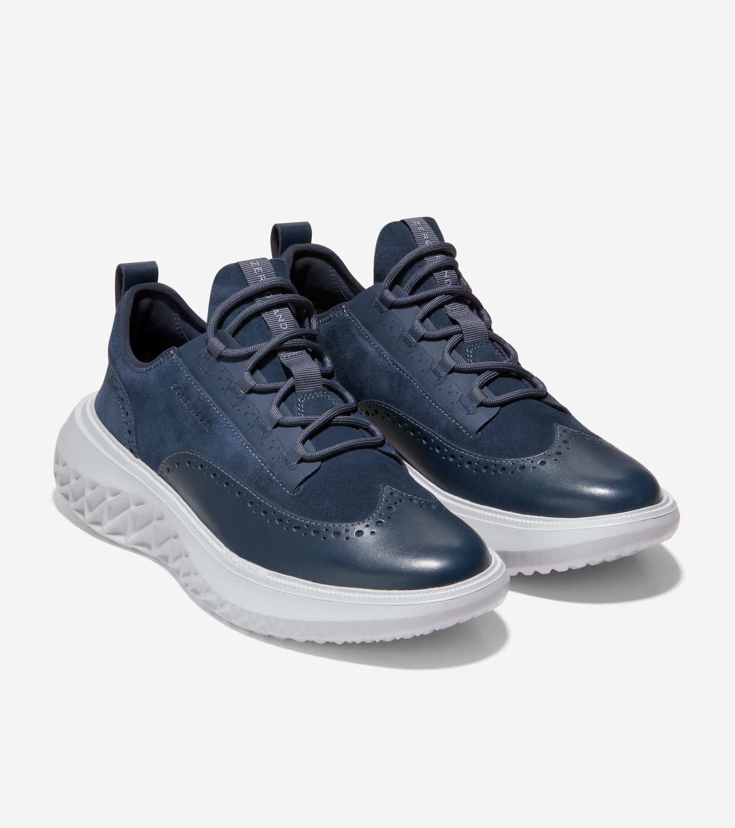 C36817:NAVY BLAZER/MICRO CHIP