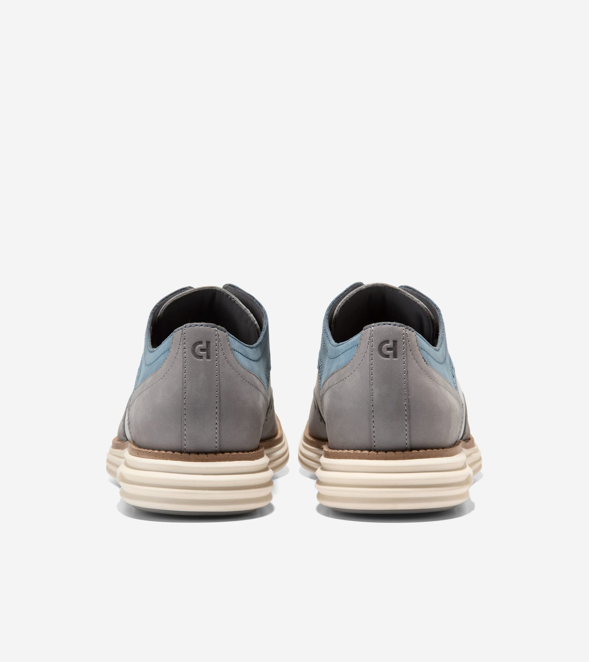 C39731:CH SEA STONE NUBUCK / GLACIER GREY / IVORY
