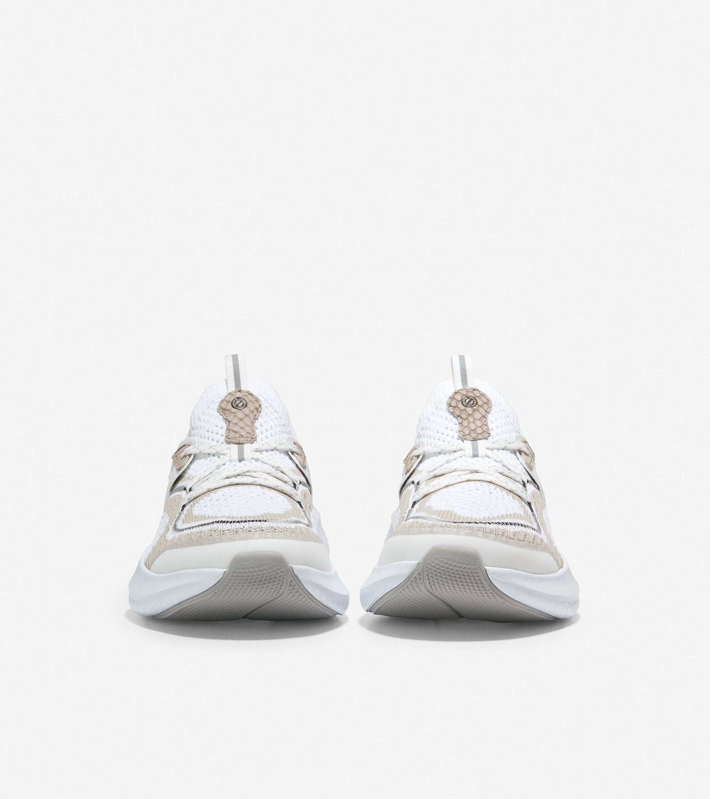 ZERØGRAND Outpace 2 Running Shoe